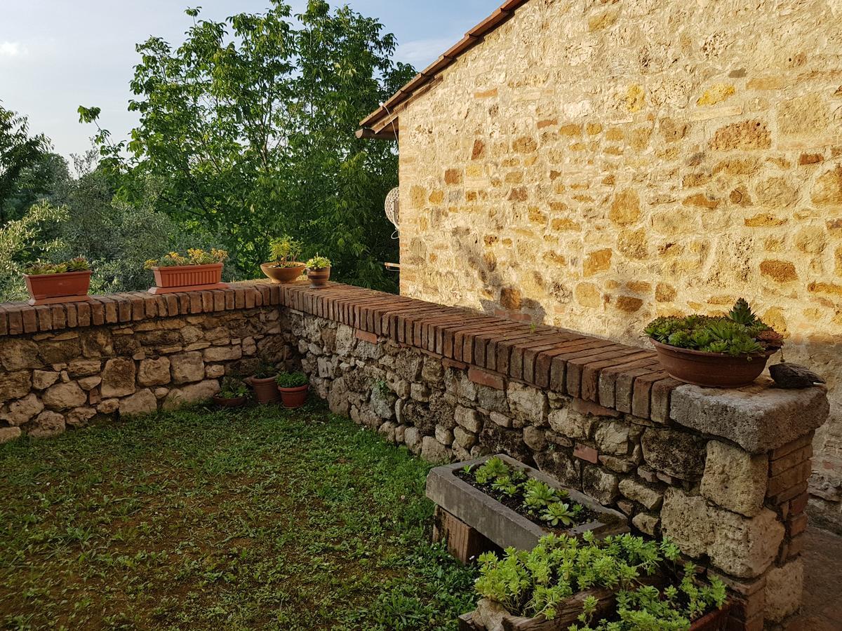 Guest House Il Giardino Колле-ди-Валь-д'Эльса Экстерьер фото